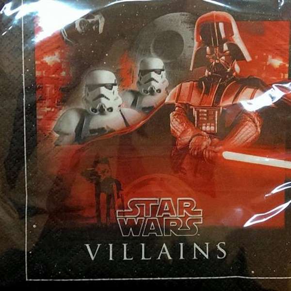 Tovaglioli in carta usa e getta con grafica Star Wars Villains per feste di compleanno o eventi a tema galassia Disney.